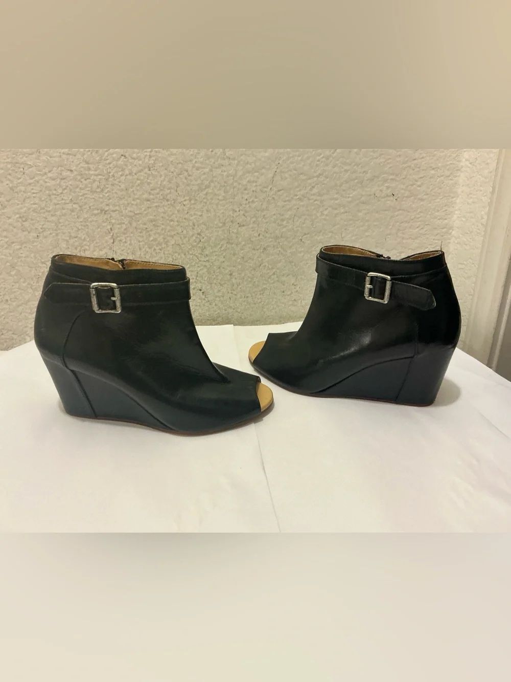 New MM6 Maison Martin Margiela Black Peep-Toe Wedge Ankle Boots size 38.5